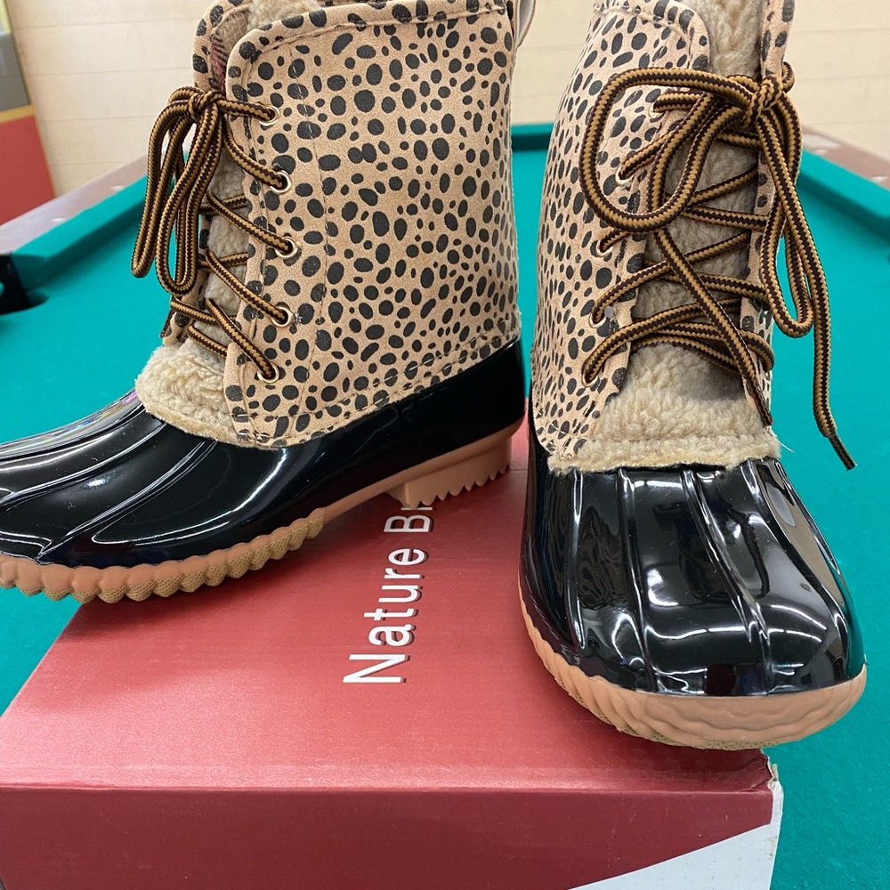 Nature Breeze Sz 5.5 Cheetah Print Booties NIB